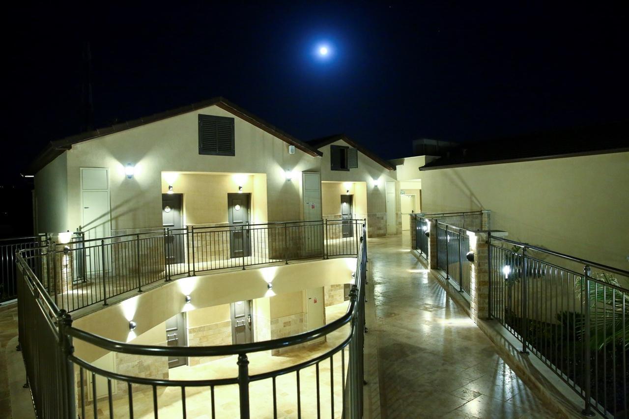 Galilion Hotel Yesud HaMa'ala Exterior foto